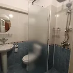 Guest house Guest Rooms Marina