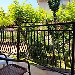 Guest Rooms Marina Guest house 3*