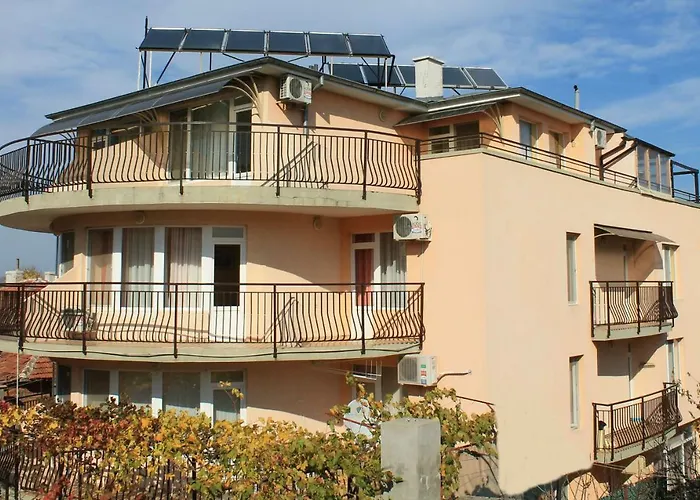 Guest house Marina 3*